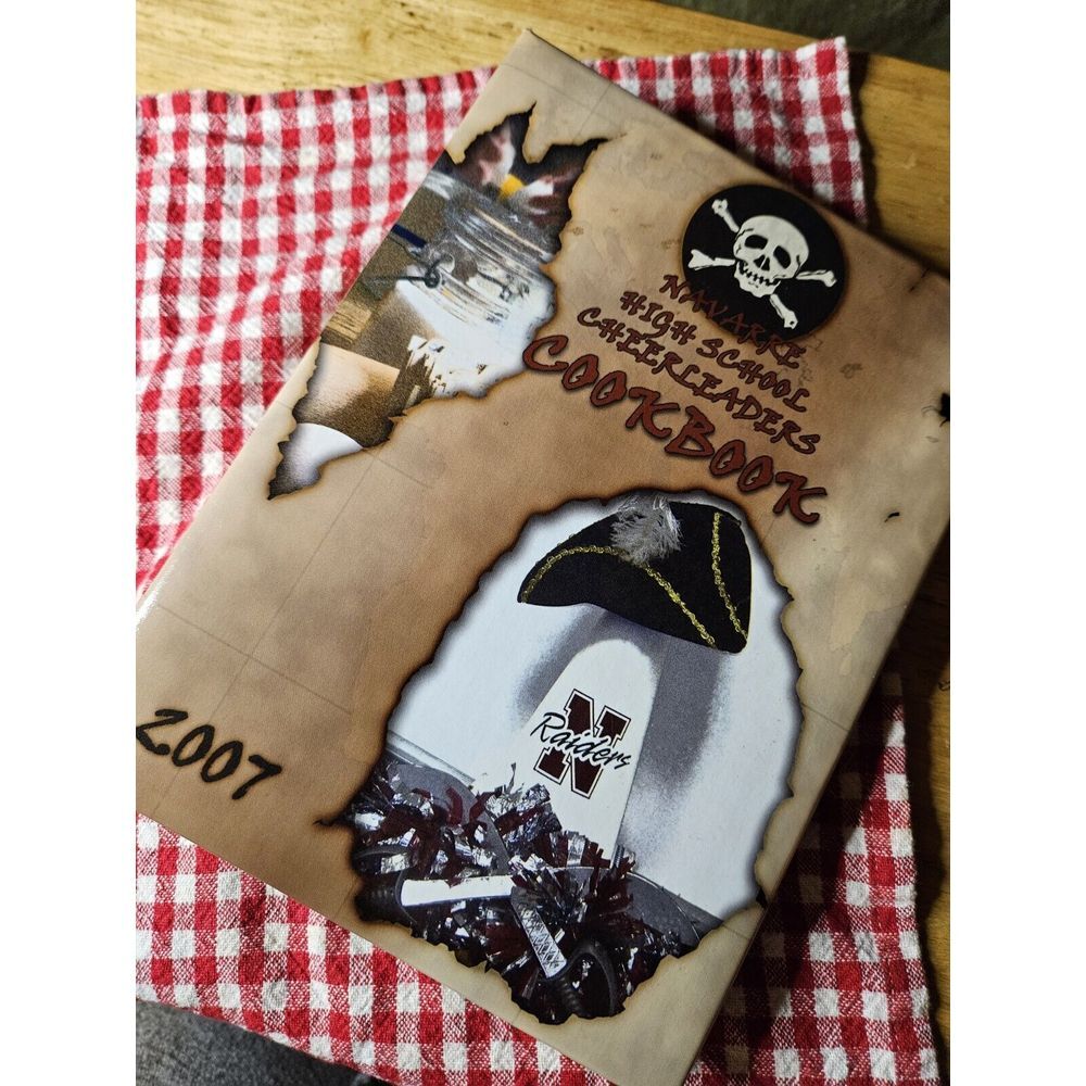 Navarre High School Florida Panhandle Cookbook Hometown‎ Binder Souvenir '07